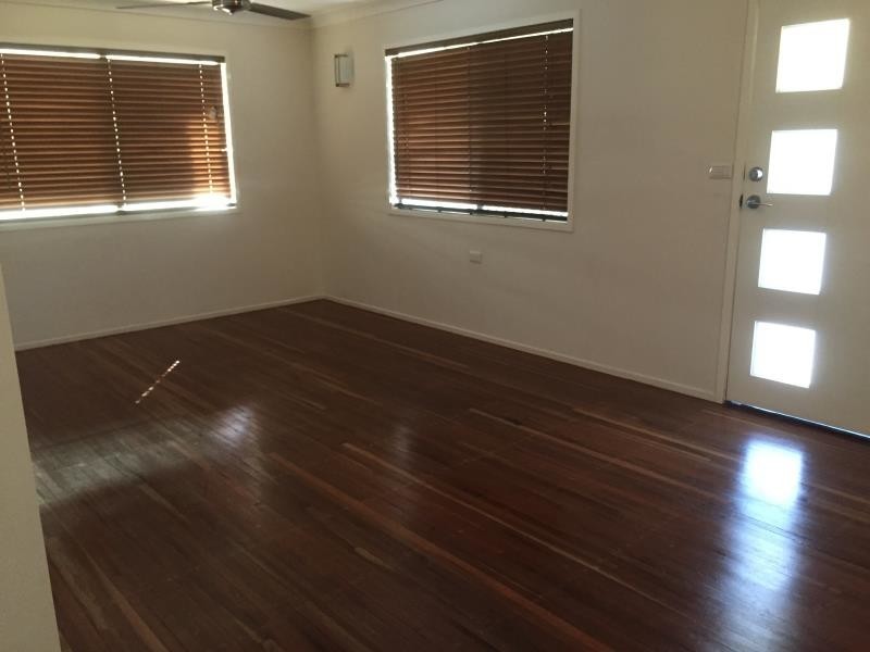 300 Bloxsom Street, Koongal QLD 4701